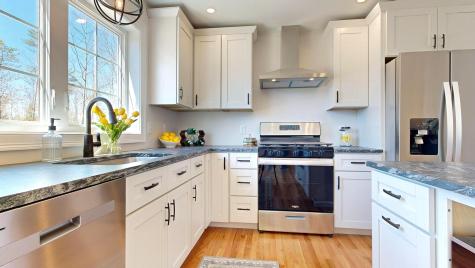 46 Woodbrey Lane Standish ME 04084