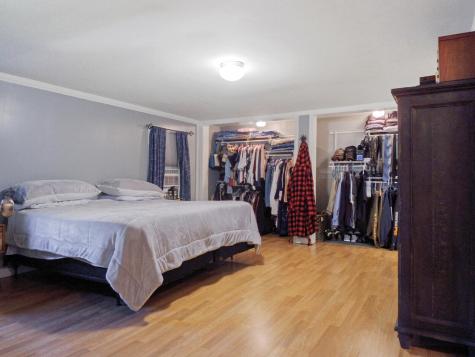 16 Park Street Madison ME 04950