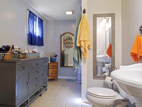 16 Park Street Madison ME 04950