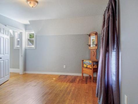 16 Park Street Madison ME 04950