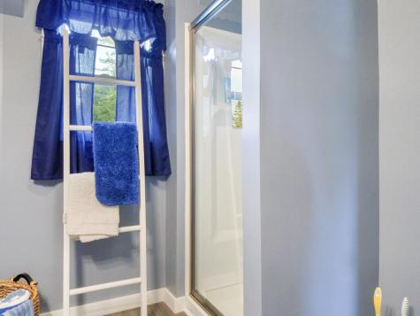 16 Park Street Madison ME 04950