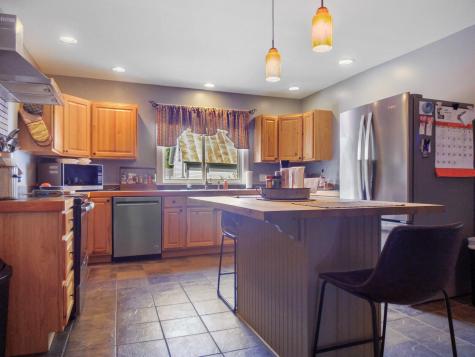 16 Park Street Madison ME 04950