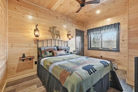 15 Barkies Way Rangeley ME 04970