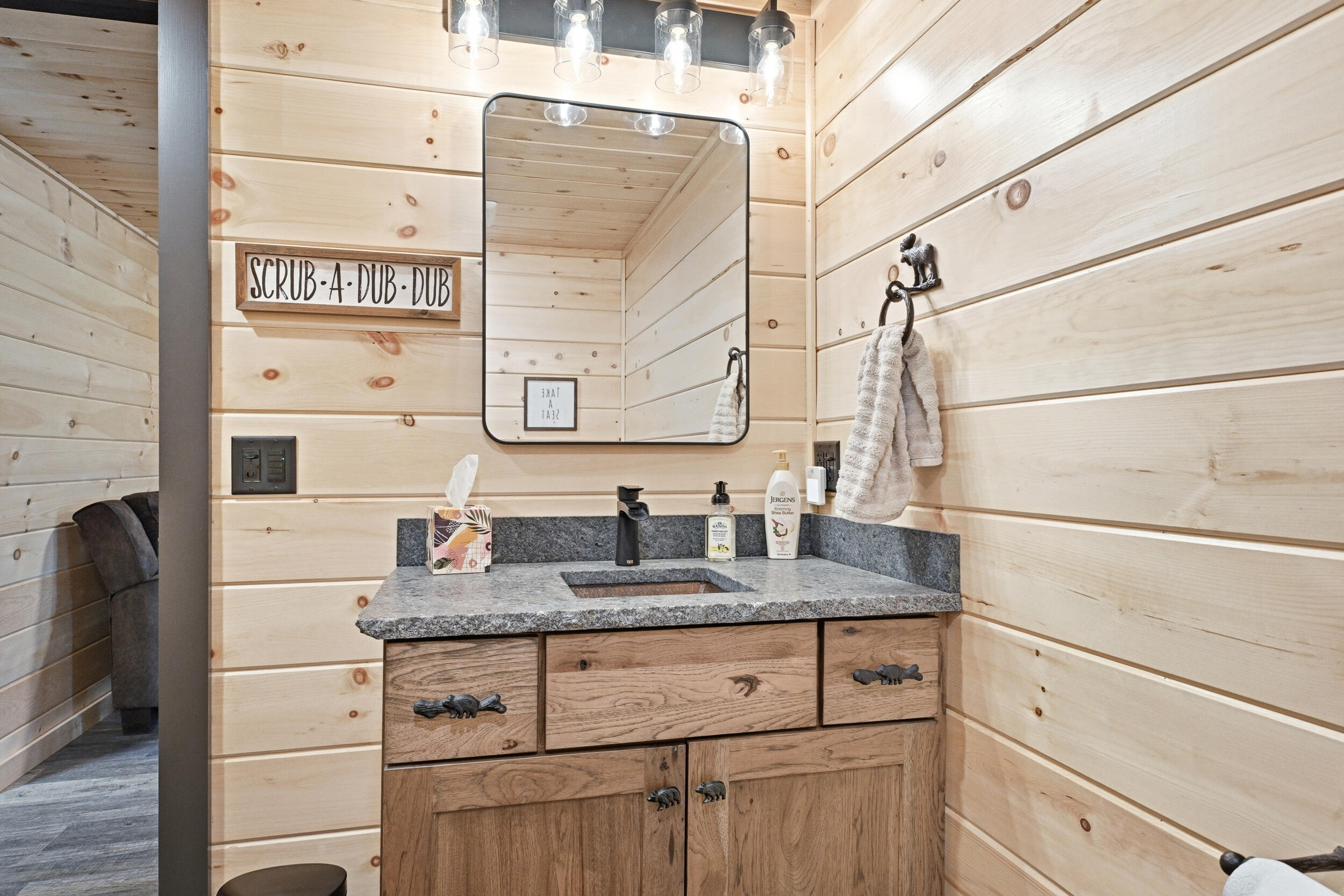15 Barkies Way Rangeley ME 04970