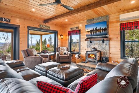 15 Barkies Way Rangeley ME 04970