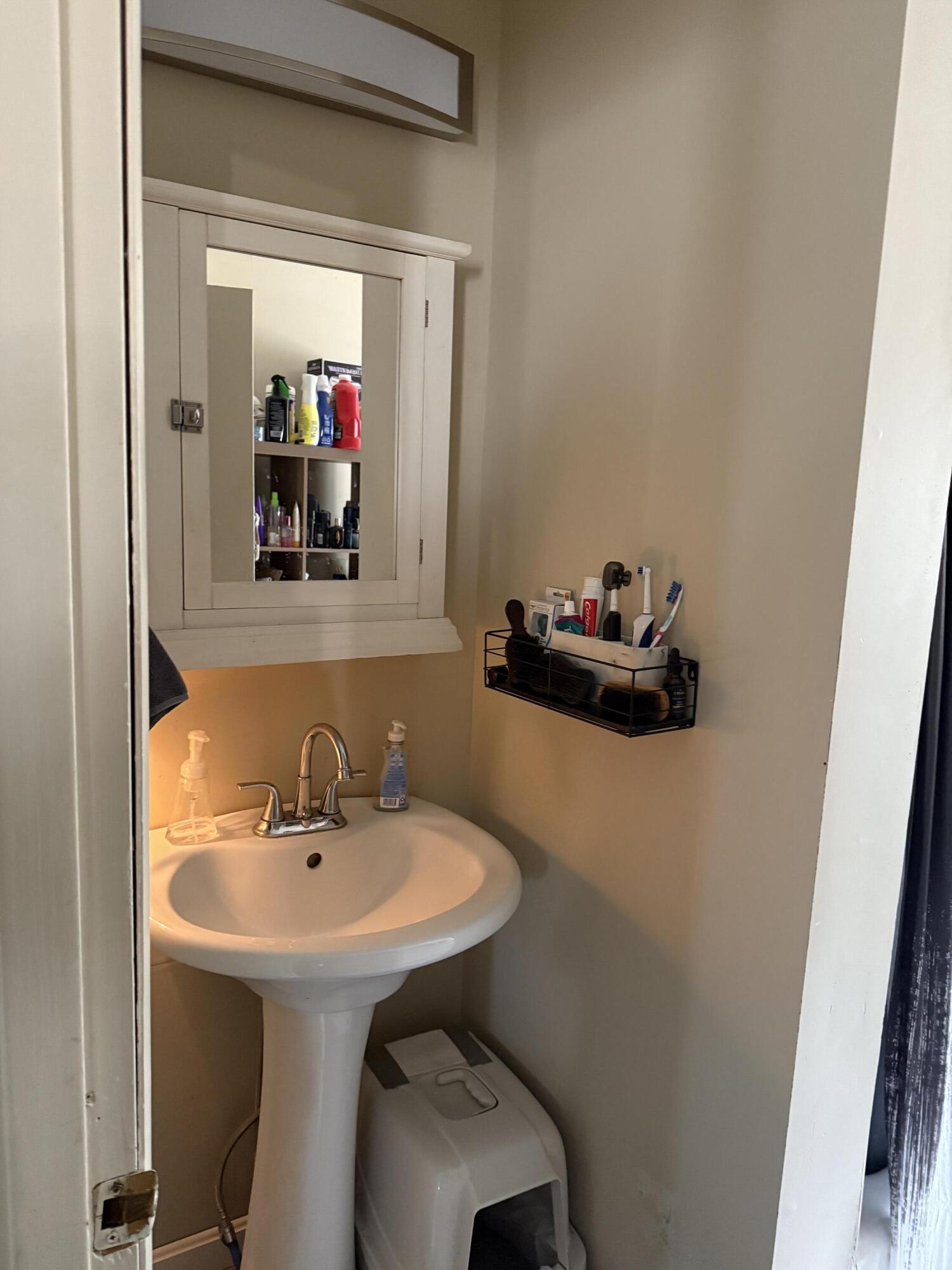 156 Alpine Street Paris ME 04281