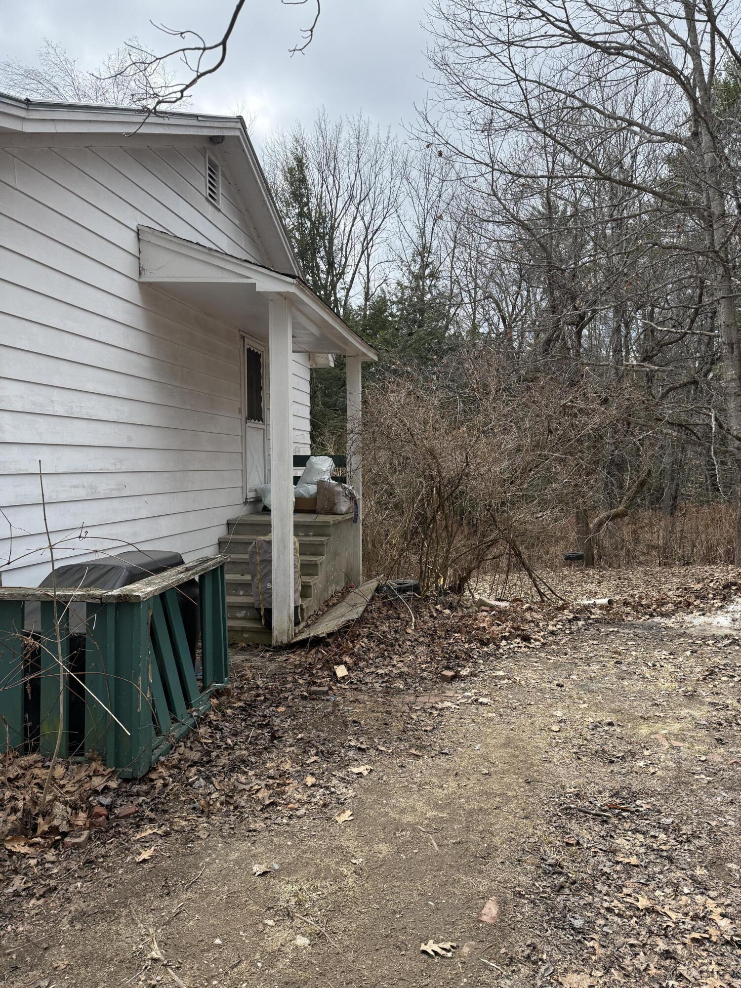 156 Alpine Street Paris ME 04281