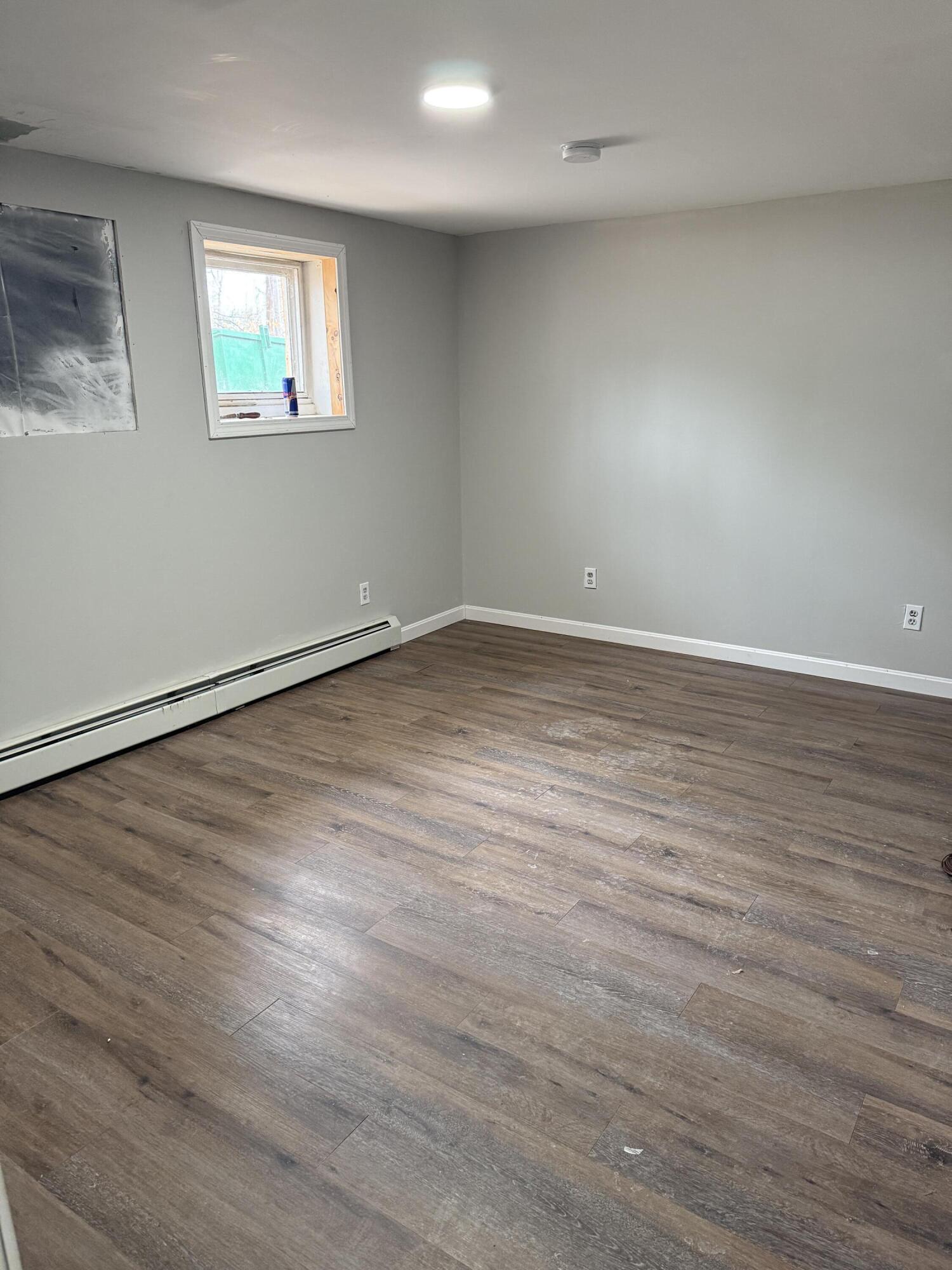 156 Alpine Street Paris ME 04281