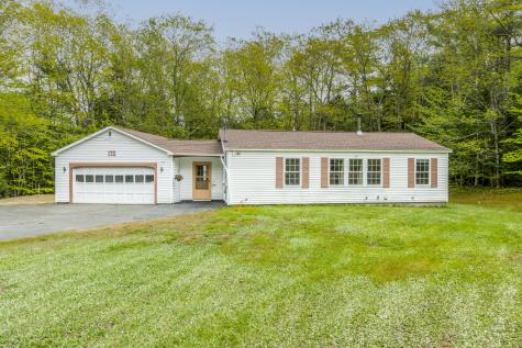 172 Mayall Road Gray ME 04039