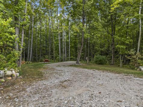 207 N Auburn Road Auburn ME 04210