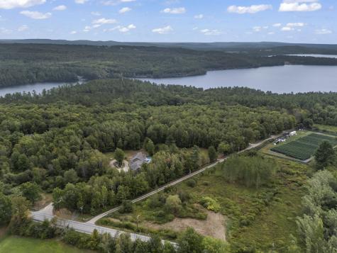 207 N Auburn Road Auburn ME 04210