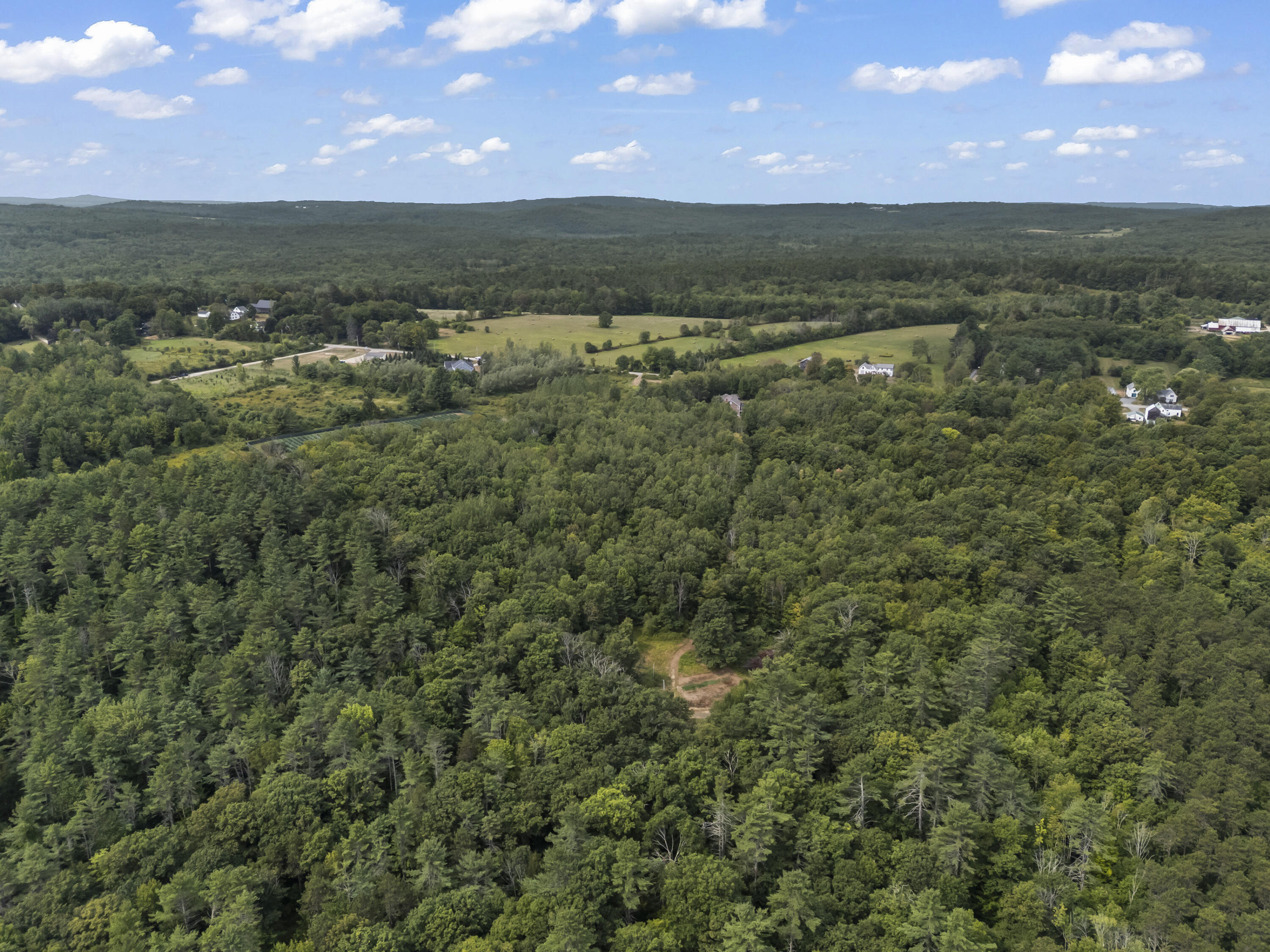 207 N Auburn Road Auburn ME 04210