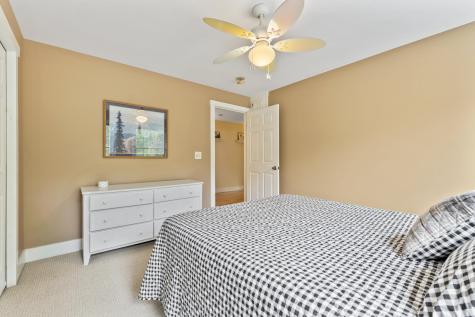 207 N Auburn Road Auburn ME 04210