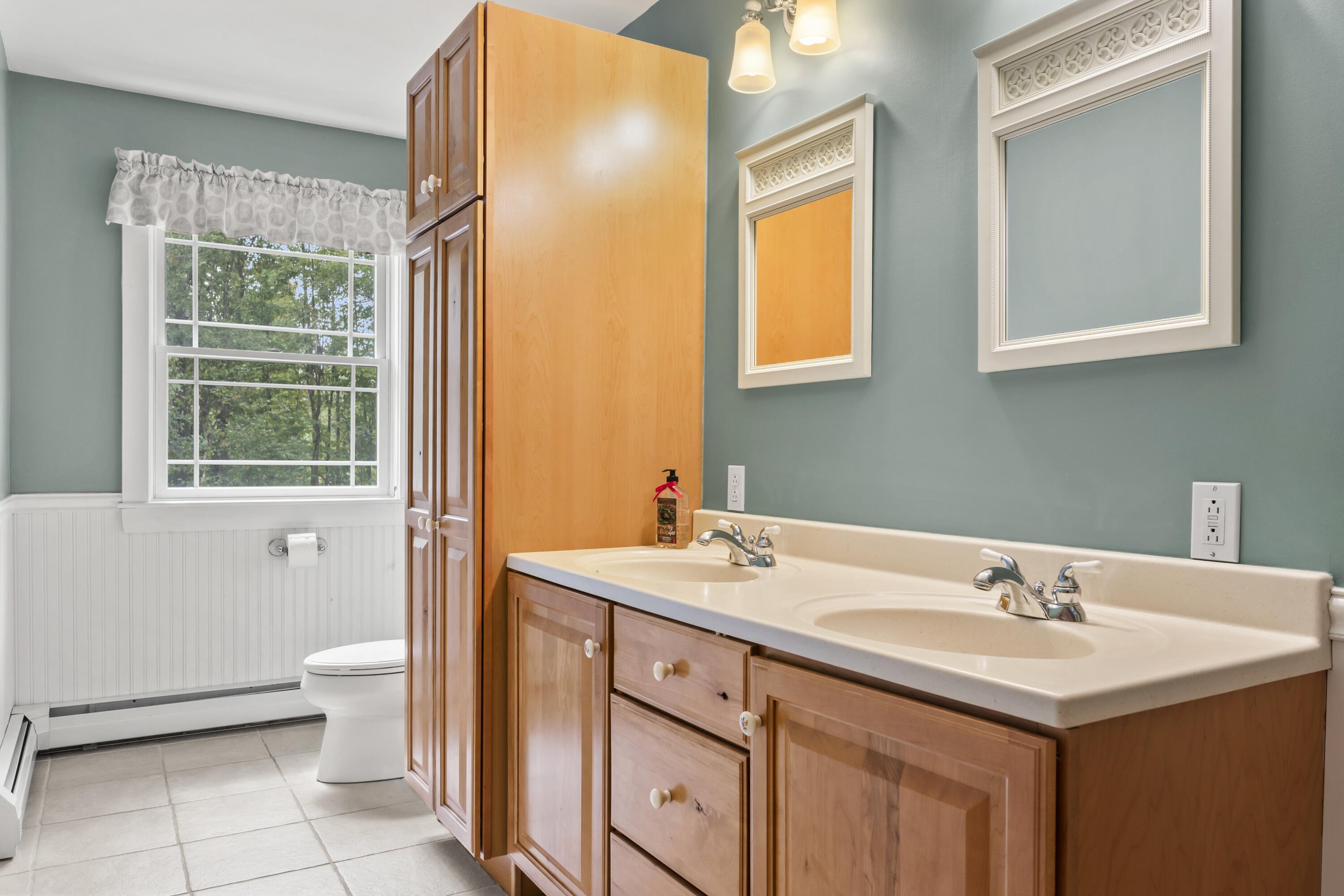 207 N Auburn Road Auburn ME 04210