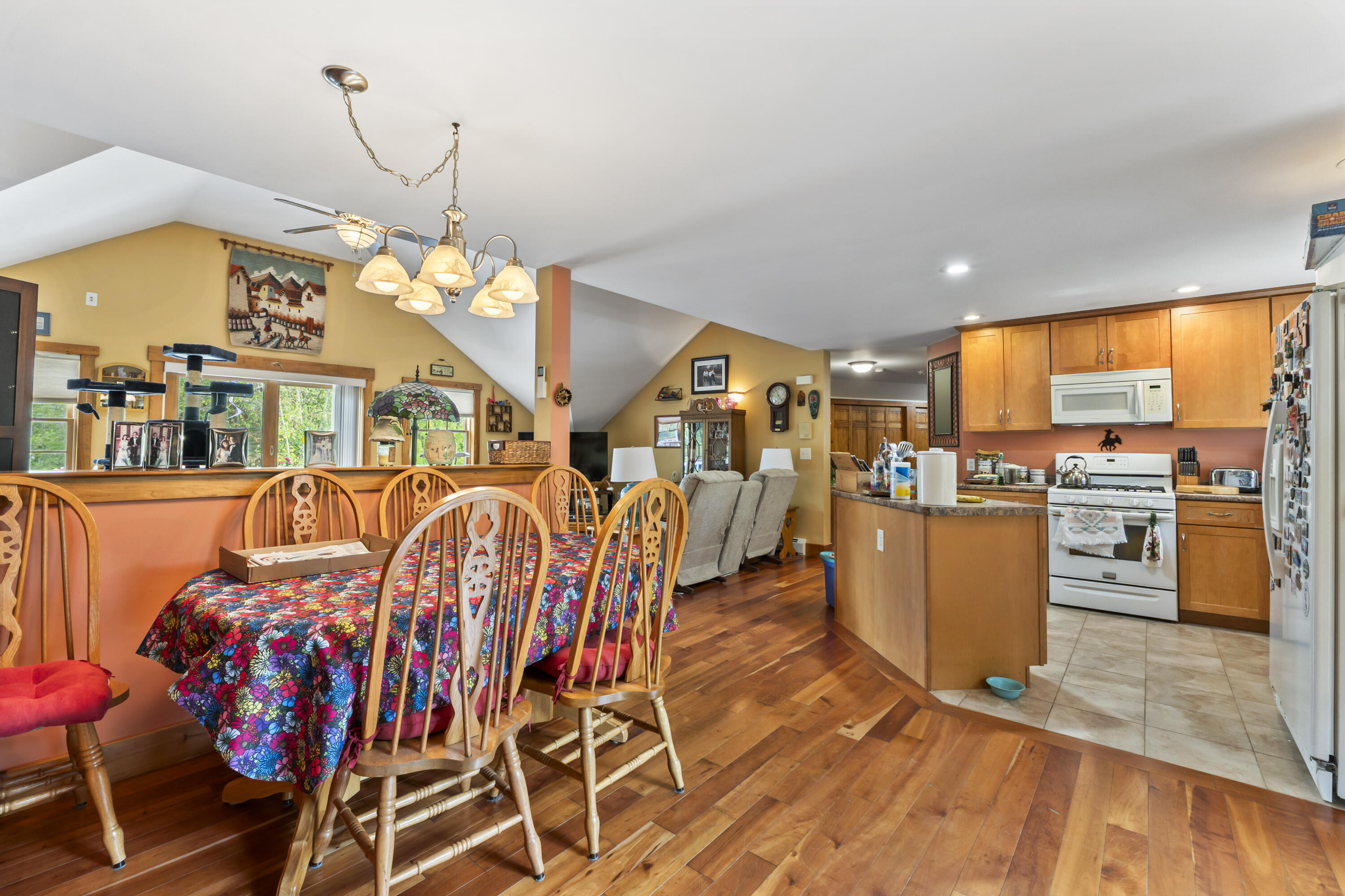 207 N Auburn Road Auburn ME 04210