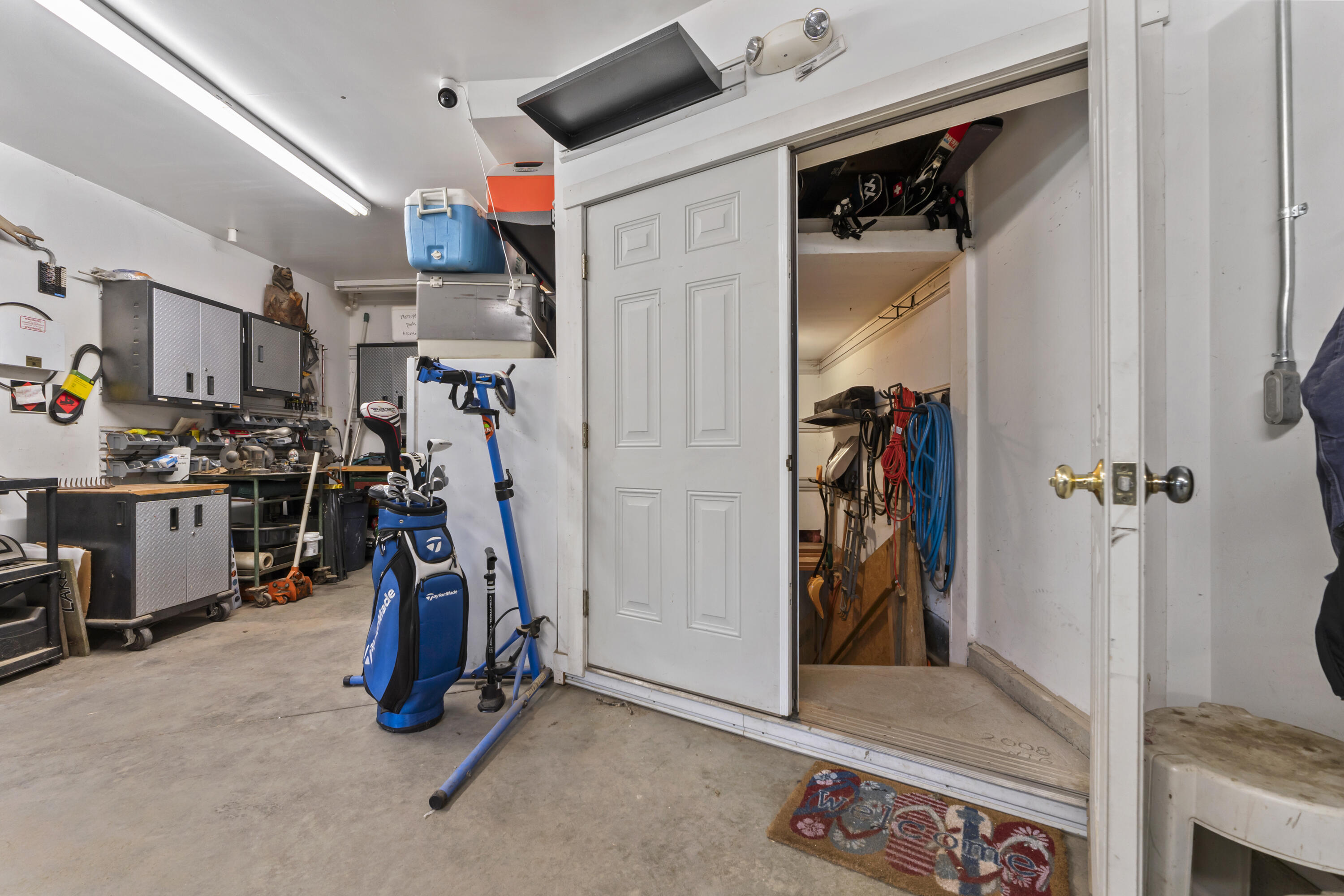 207 N Auburn Road Auburn ME 04210