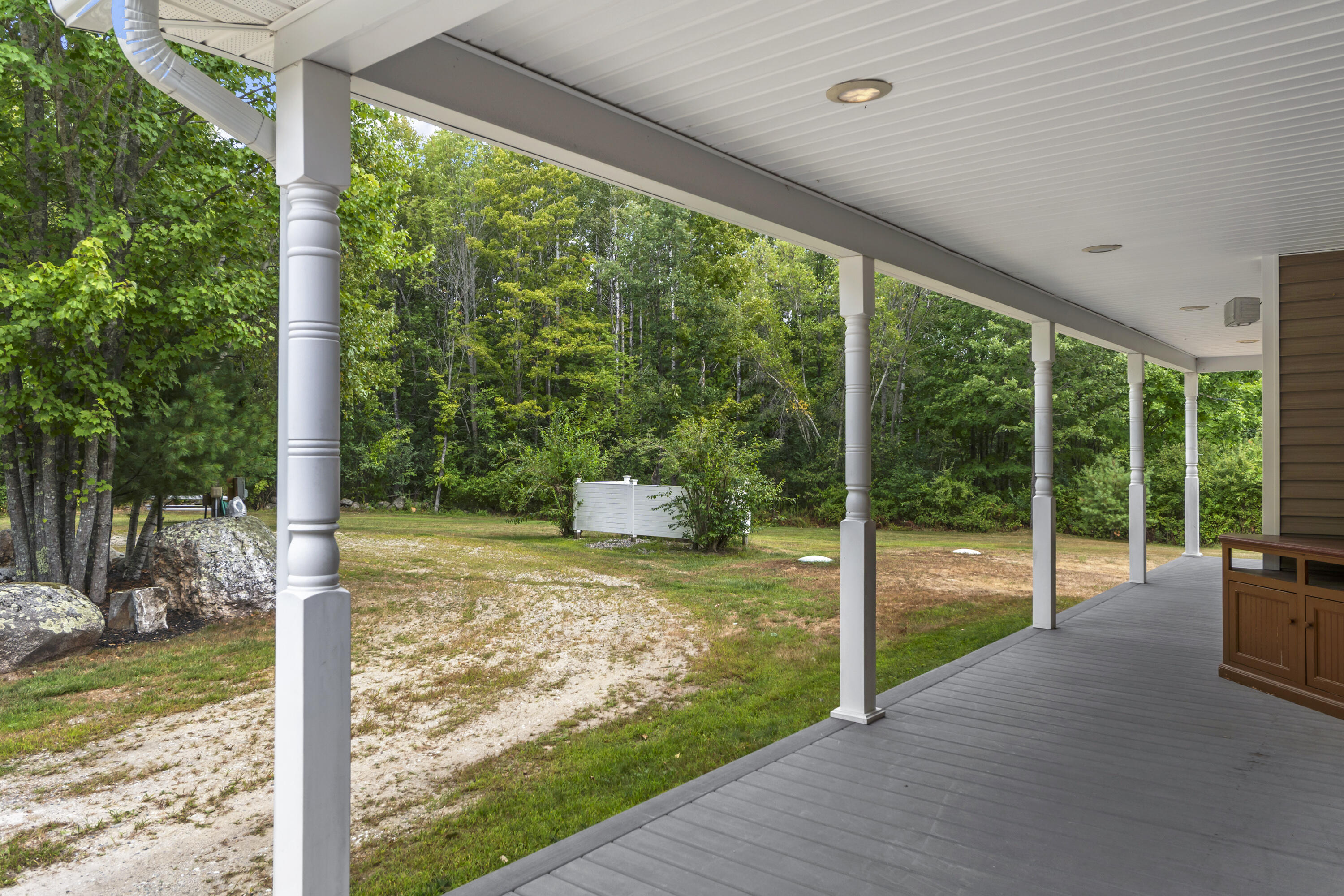 207 N Auburn Road Auburn ME 04210