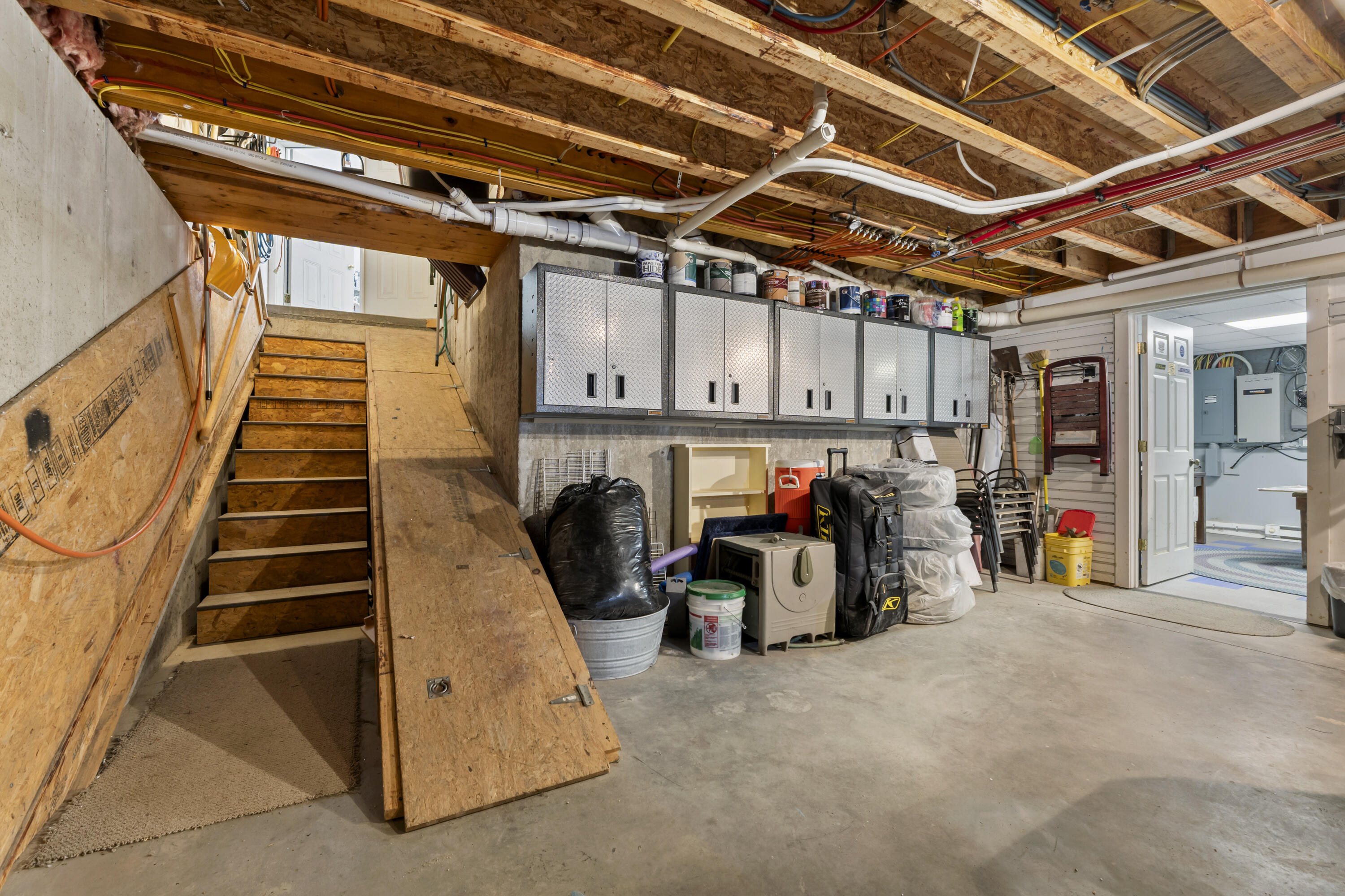 207 N Auburn Road Auburn ME 04210