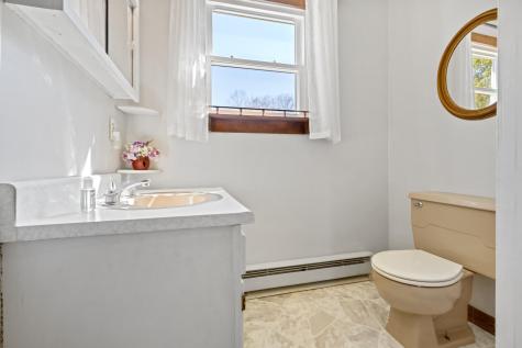 135 Williams Road Newport ME 04953
