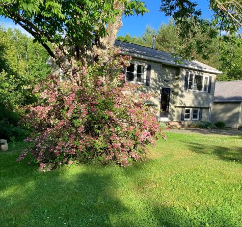 135 Williams Road Newport ME 04953