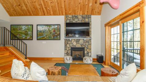 14 Riley Road Naples ME 04055