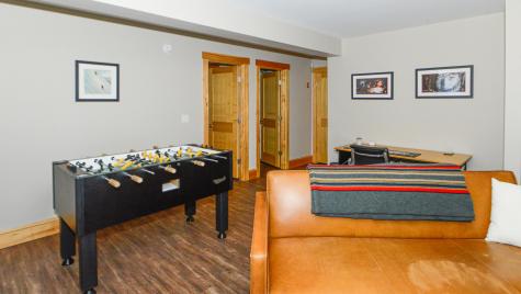 14 Riley Road Naples ME 04055