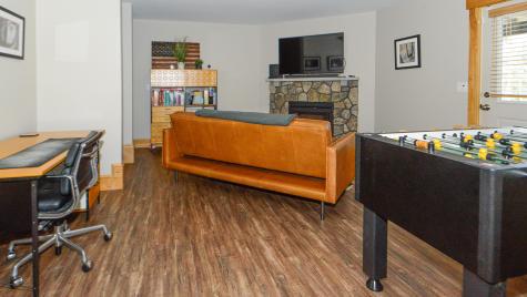 14 Riley Road Naples ME 04055