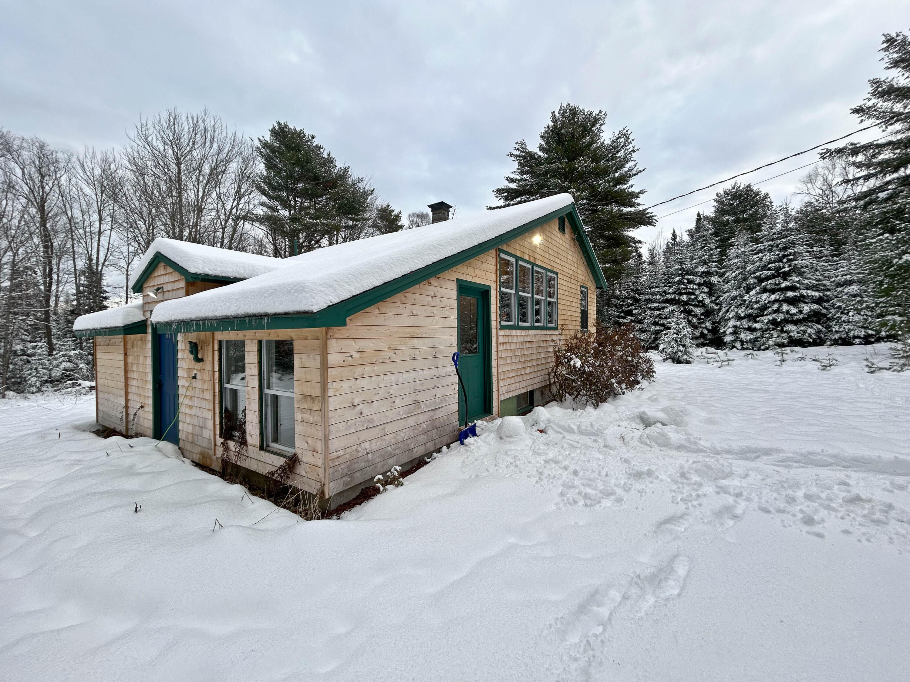 4551 Bennoch Road Alton ME 04468