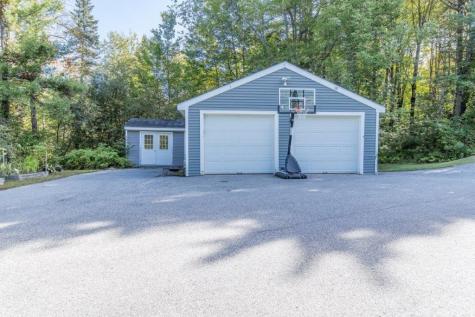 22 Dundee Road Windham ME 04062