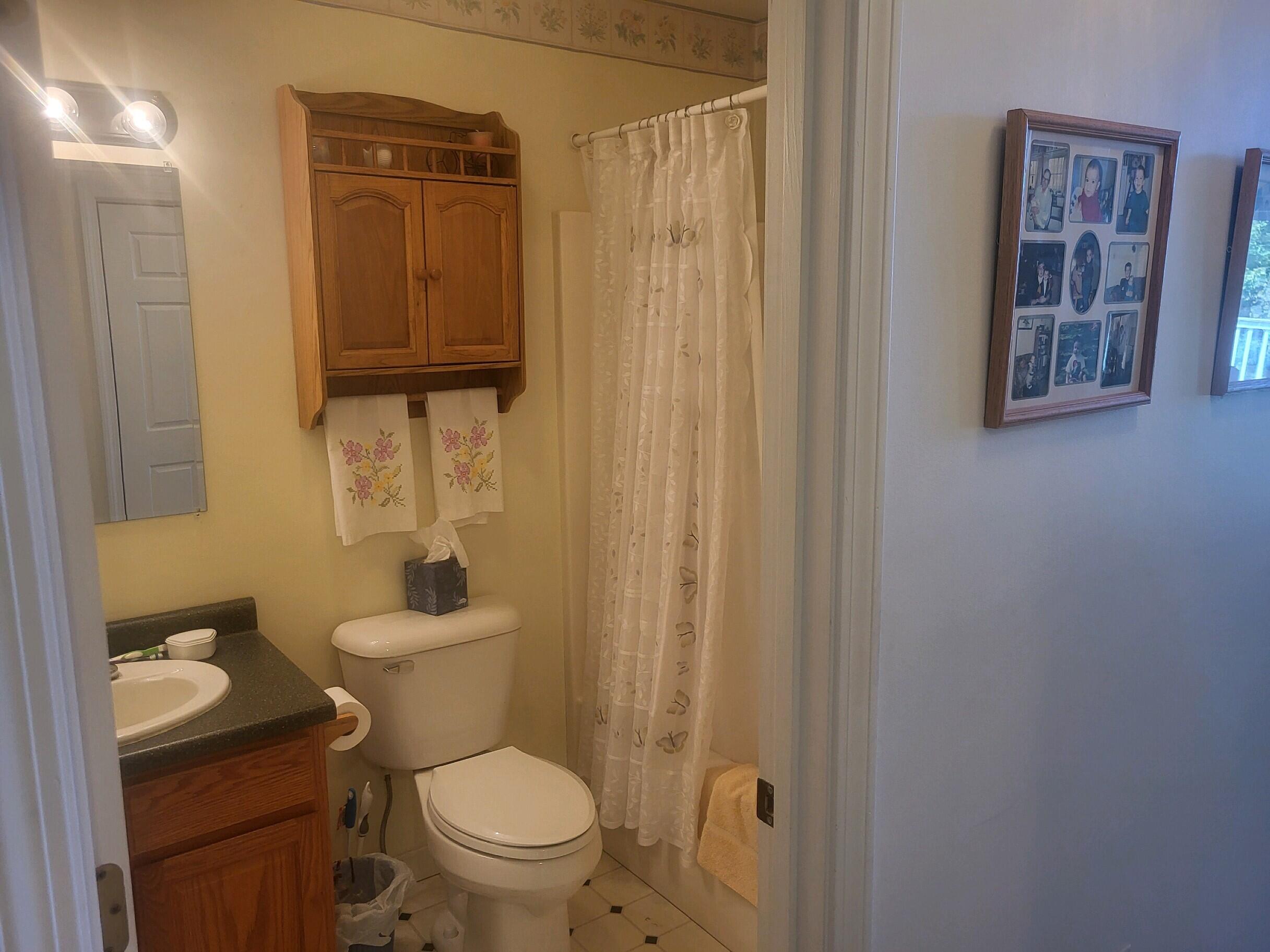 715 River Road Cushing ME 04563