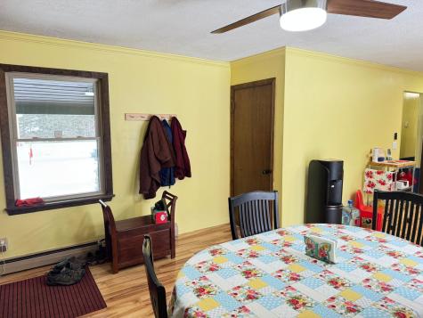 40 Fords Lane Mapleton ME 04757