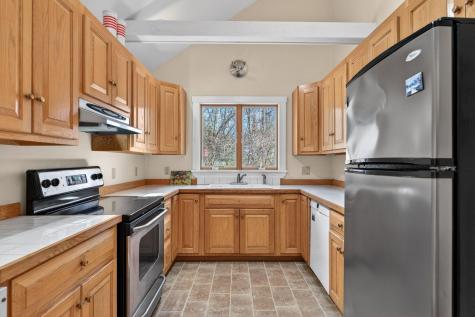 62 Warrens Way Kennebunk ME 04043