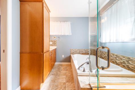 11 Ann Street Lewiston ME 04240