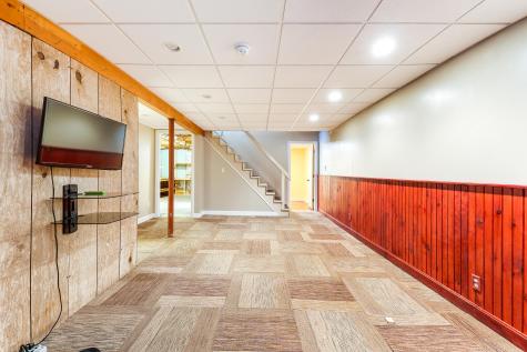 11 Ann Street Lewiston ME 04240