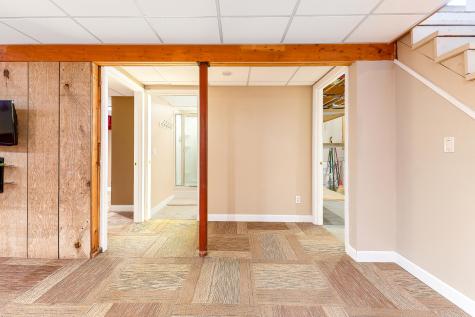 11 Ann Street Lewiston ME 04240