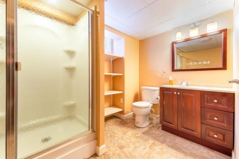 11 Ann Street Lewiston ME 04240