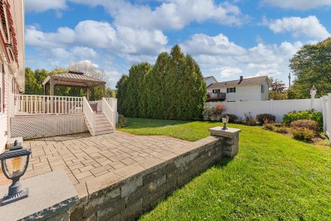 11 Ann Street Lewiston ME 04240