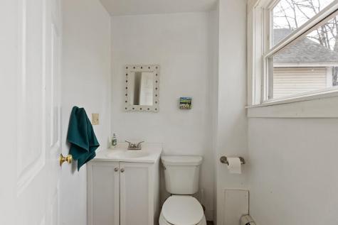 903 Western Avenue Manchester ME 04351