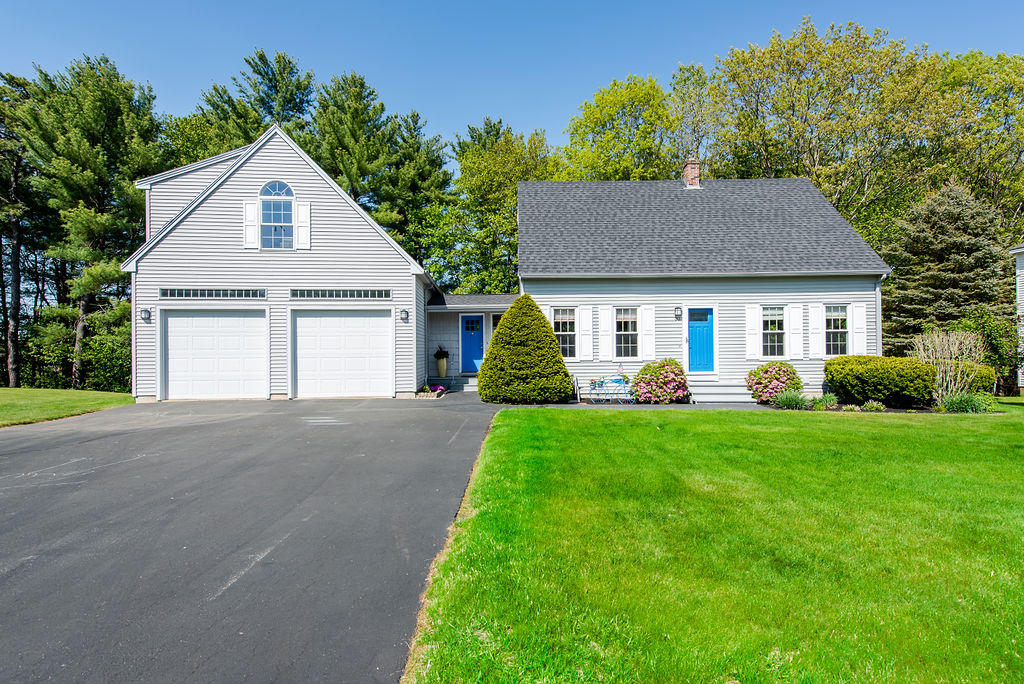 30 Tamarack Drive South Berwick, ME