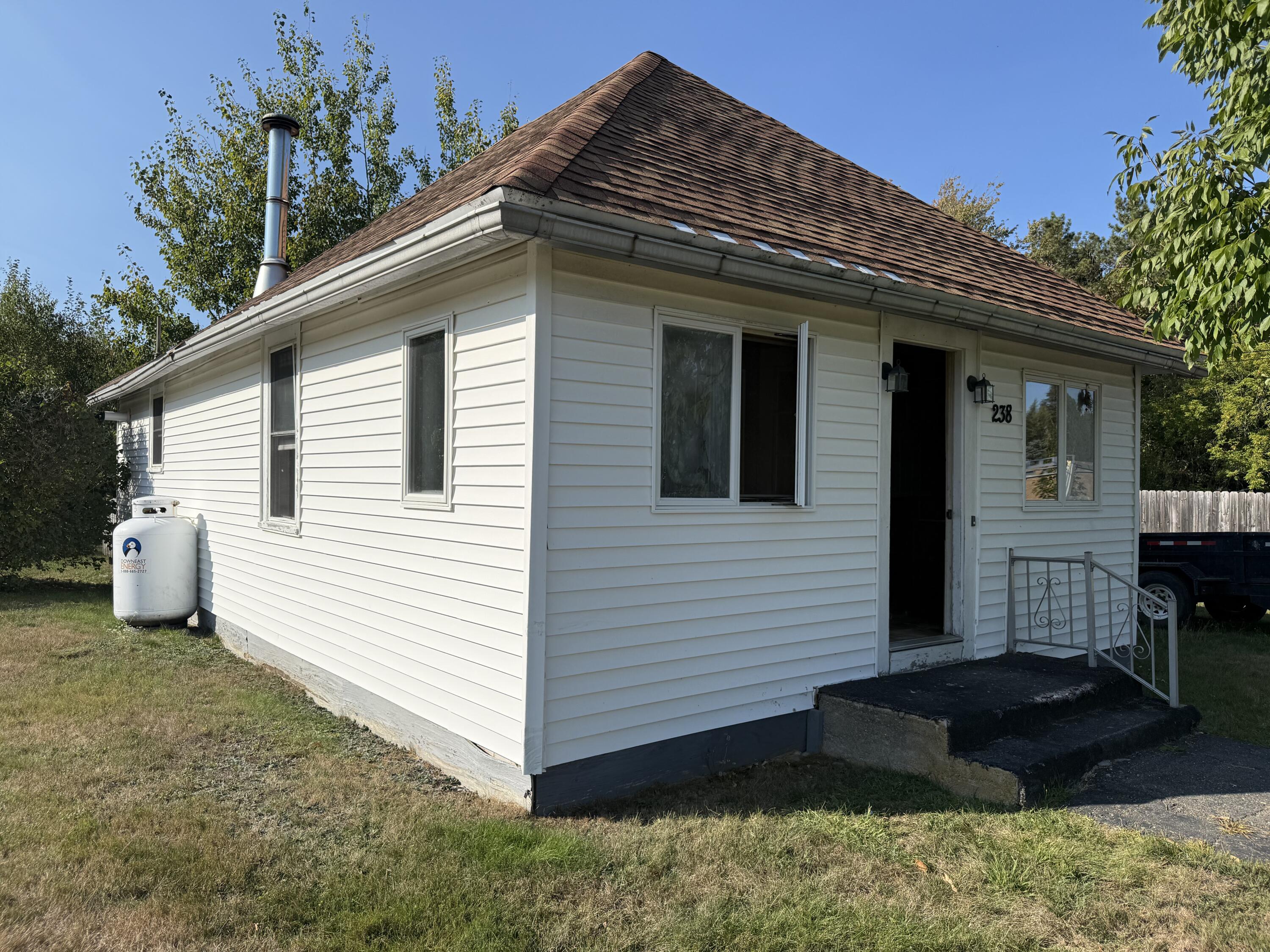 238 Main Rd, So Road S Hampden ME 04444