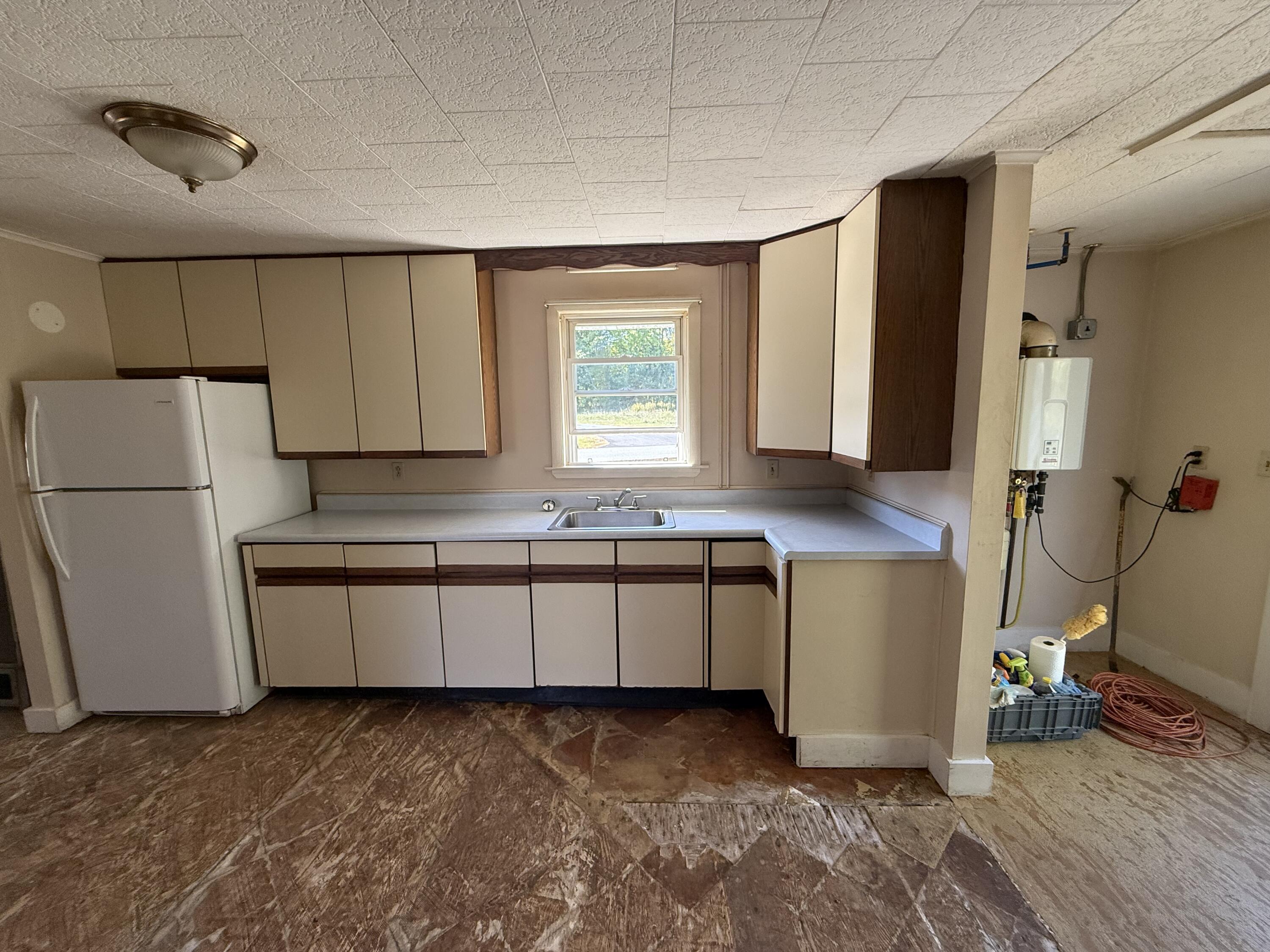 238 Main Rd, So Road S Hampden ME 04444