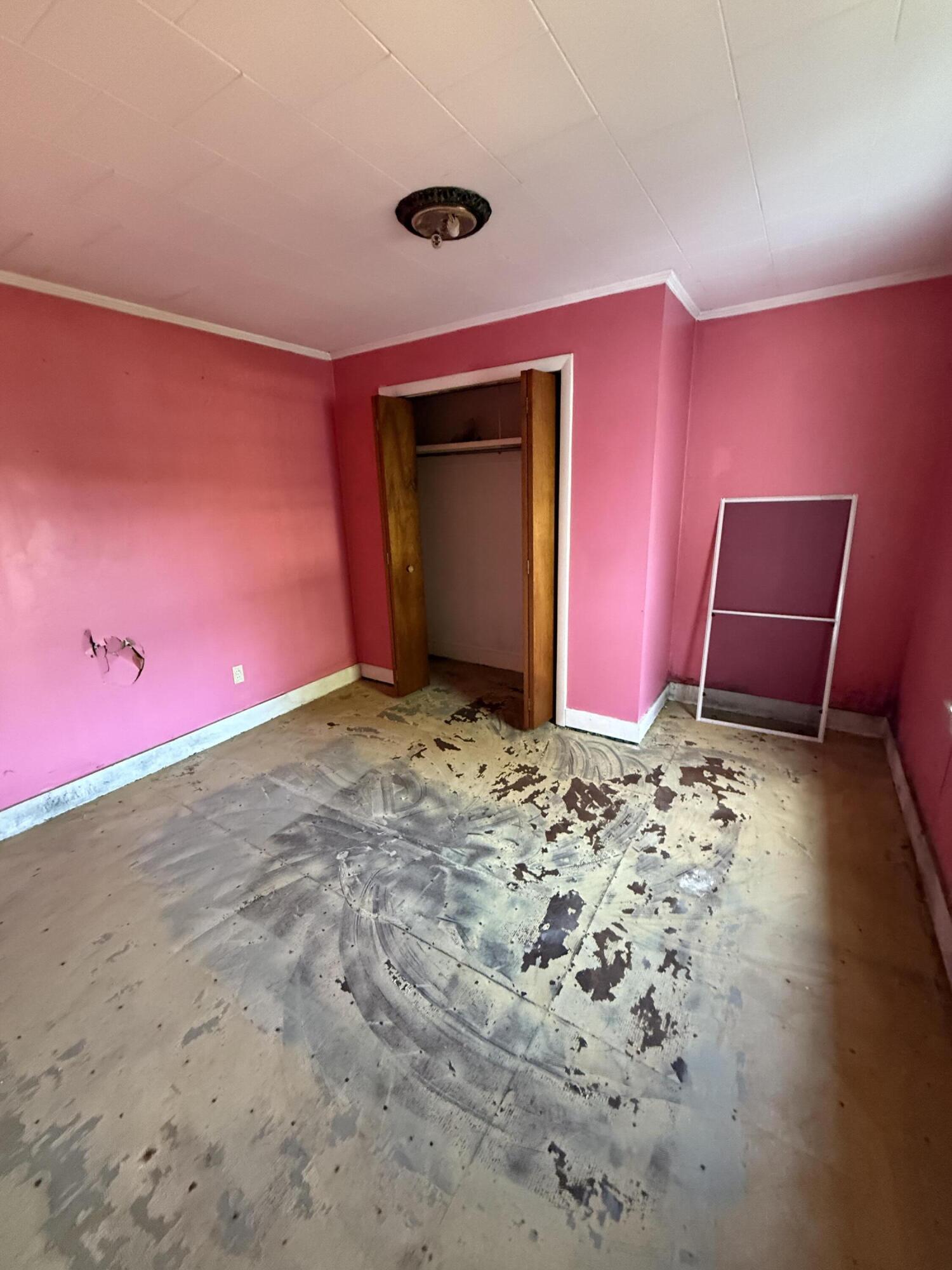 238 Main Rd, So Road S Hampden ME 04444