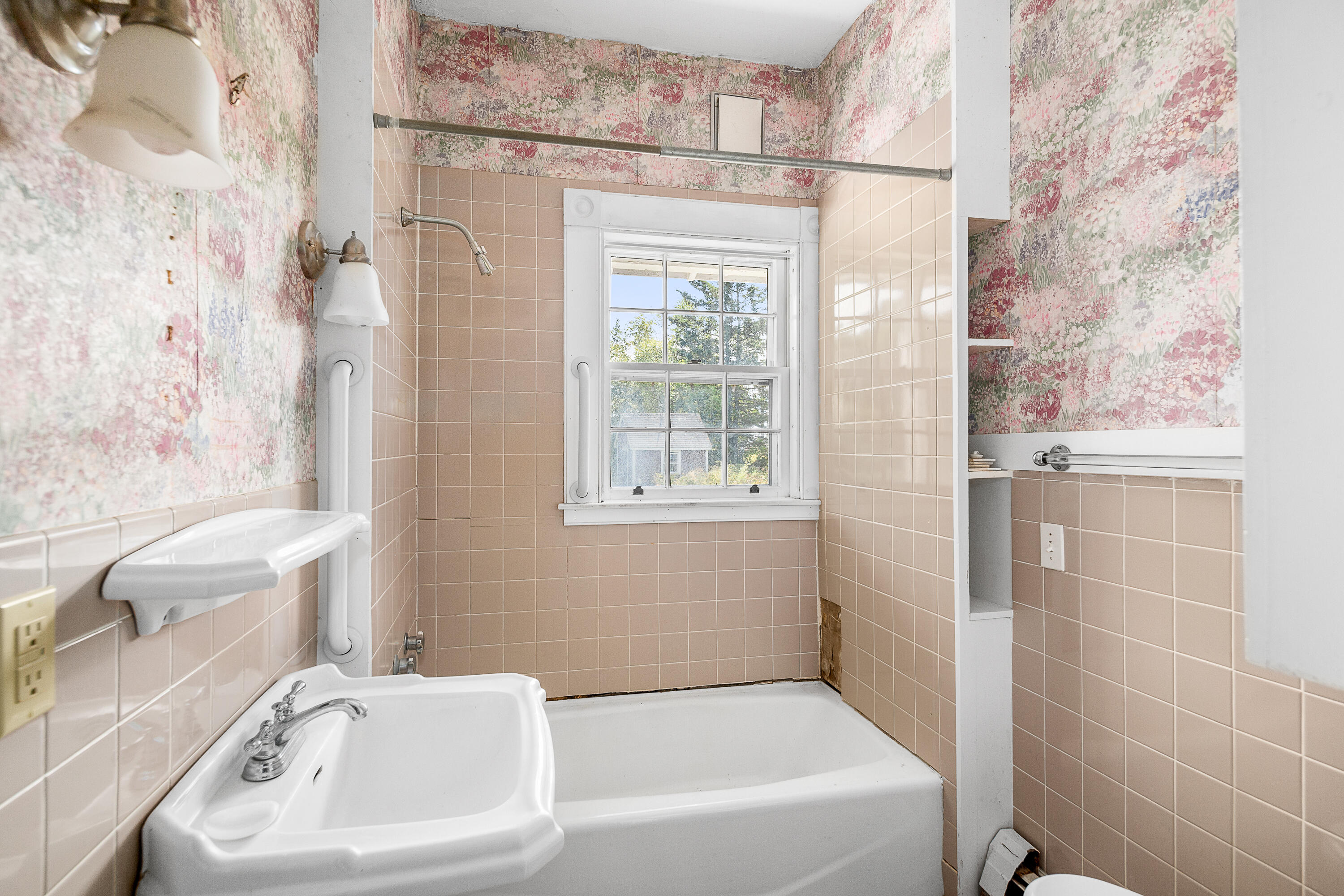 108 Derby Road Islesboro ME 04848