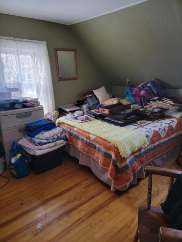 16 Downes Street Calais ME 04619