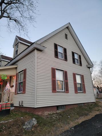 16 Downes Street Calais ME 04619