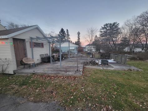 16 Downes Street Calais ME 04619