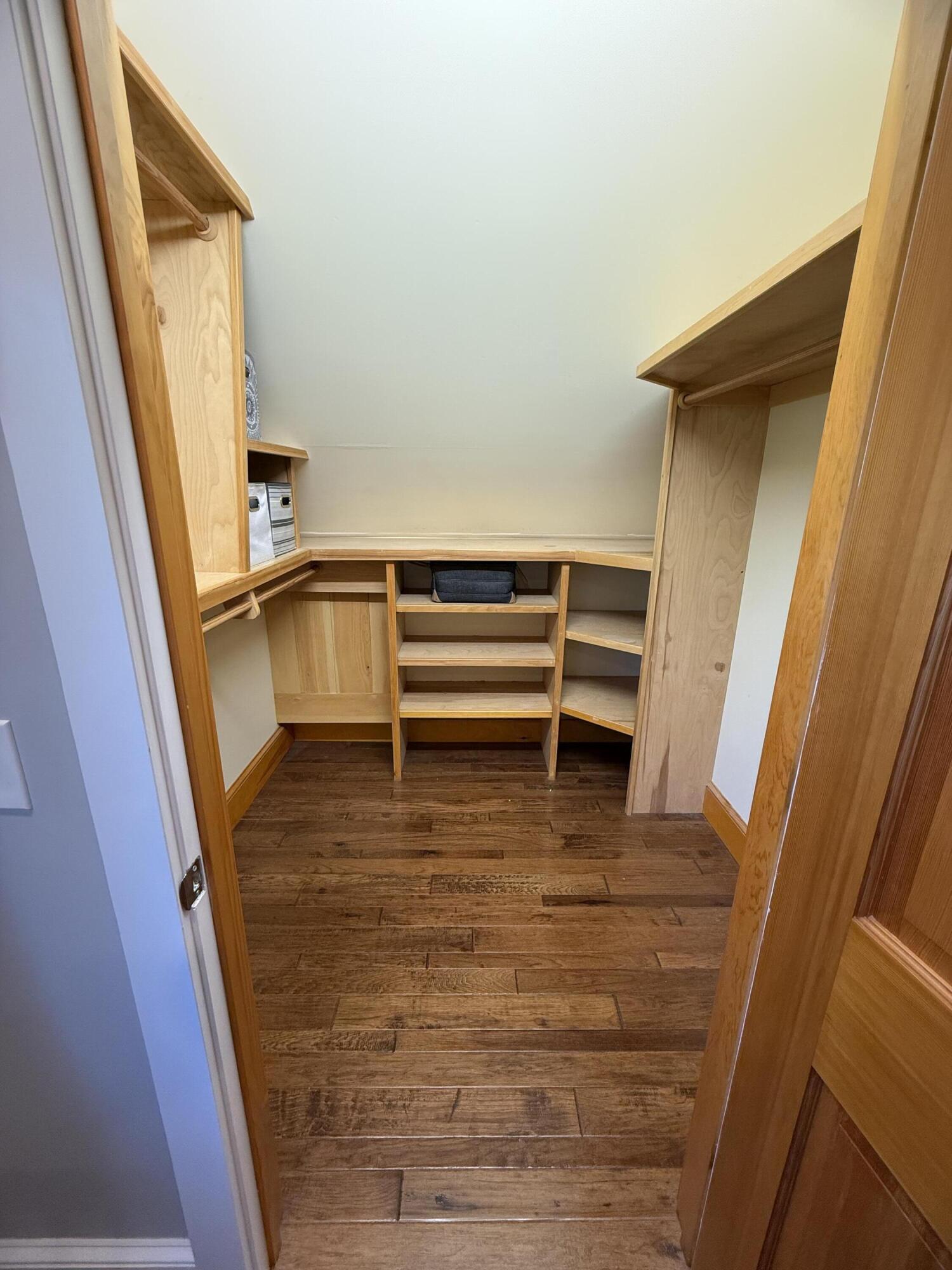 634 Pleasant Street Blue Hill ME 04614