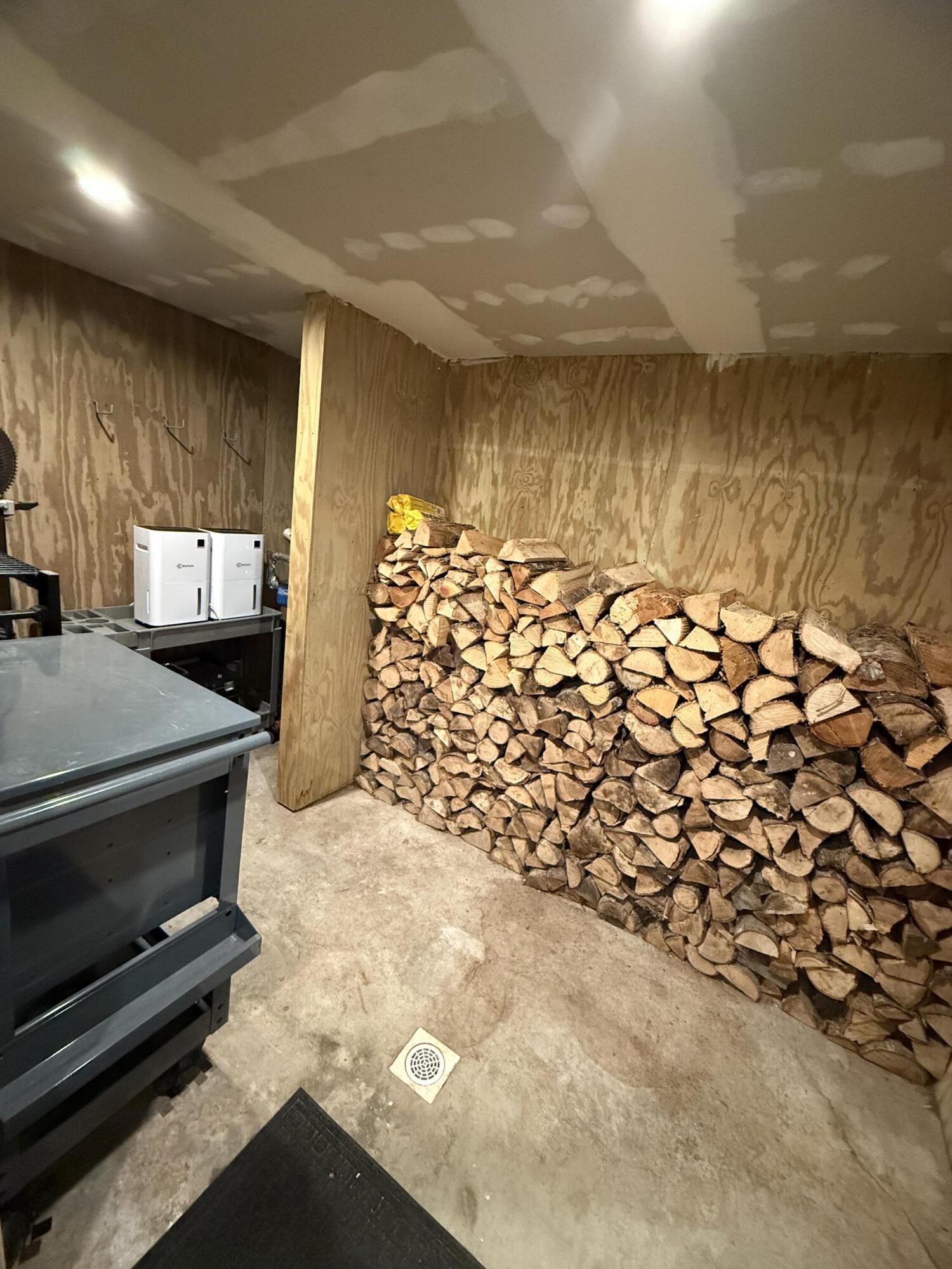 634 Pleasant Street Blue Hill ME 04614