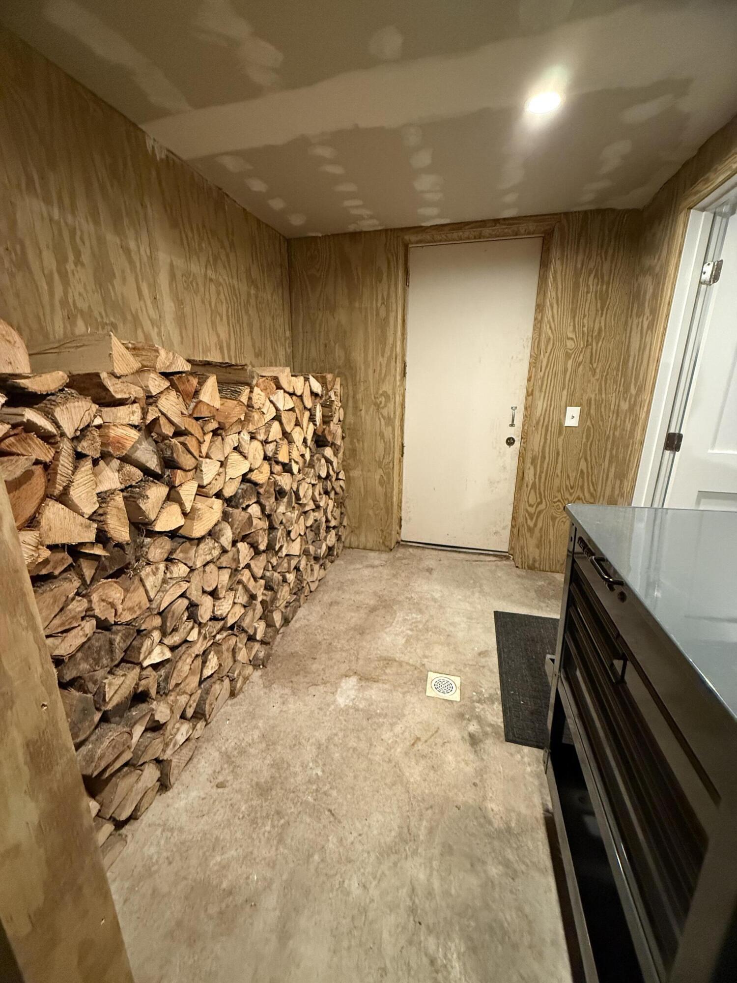 634 Pleasant Street Blue Hill ME 04614