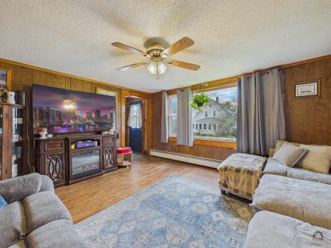131 Commercial Street Hartland ME 04943